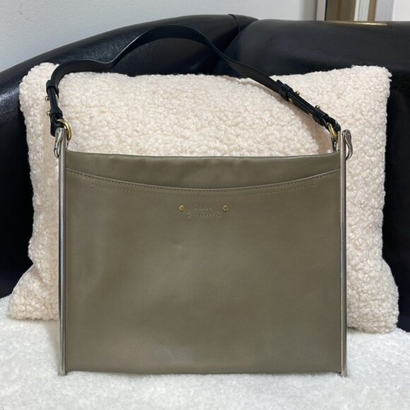 Chloe Medium Roy Clutch - Picture 4 of 14